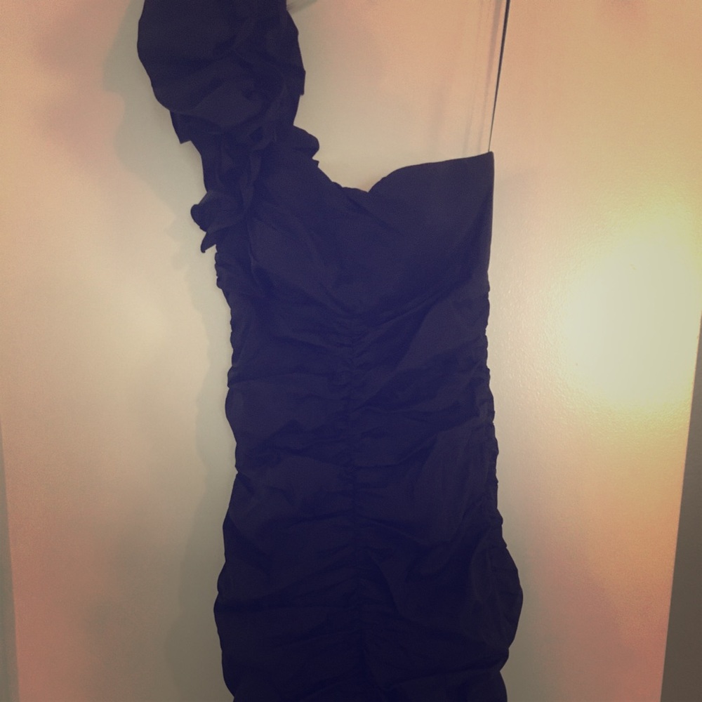 One Sleeve Ruched Dress
